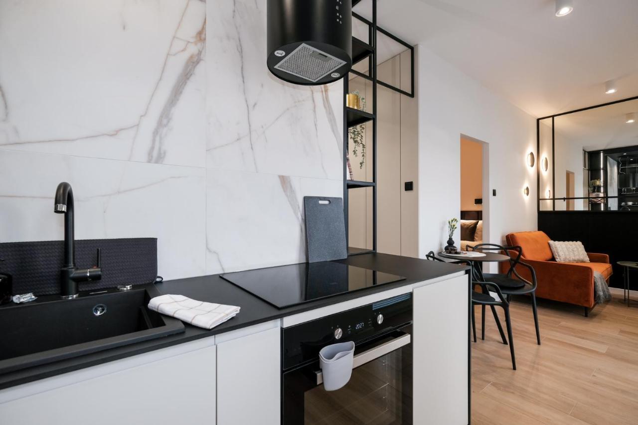 City Mood Apartamenty Lodz Fabryczna 450M Wszystko Nowe Eksteriør billede